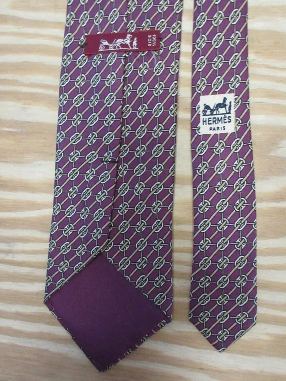 VINTAGE Hermes Neck Tie Red Silk Equestrian Chain Link 802 MA